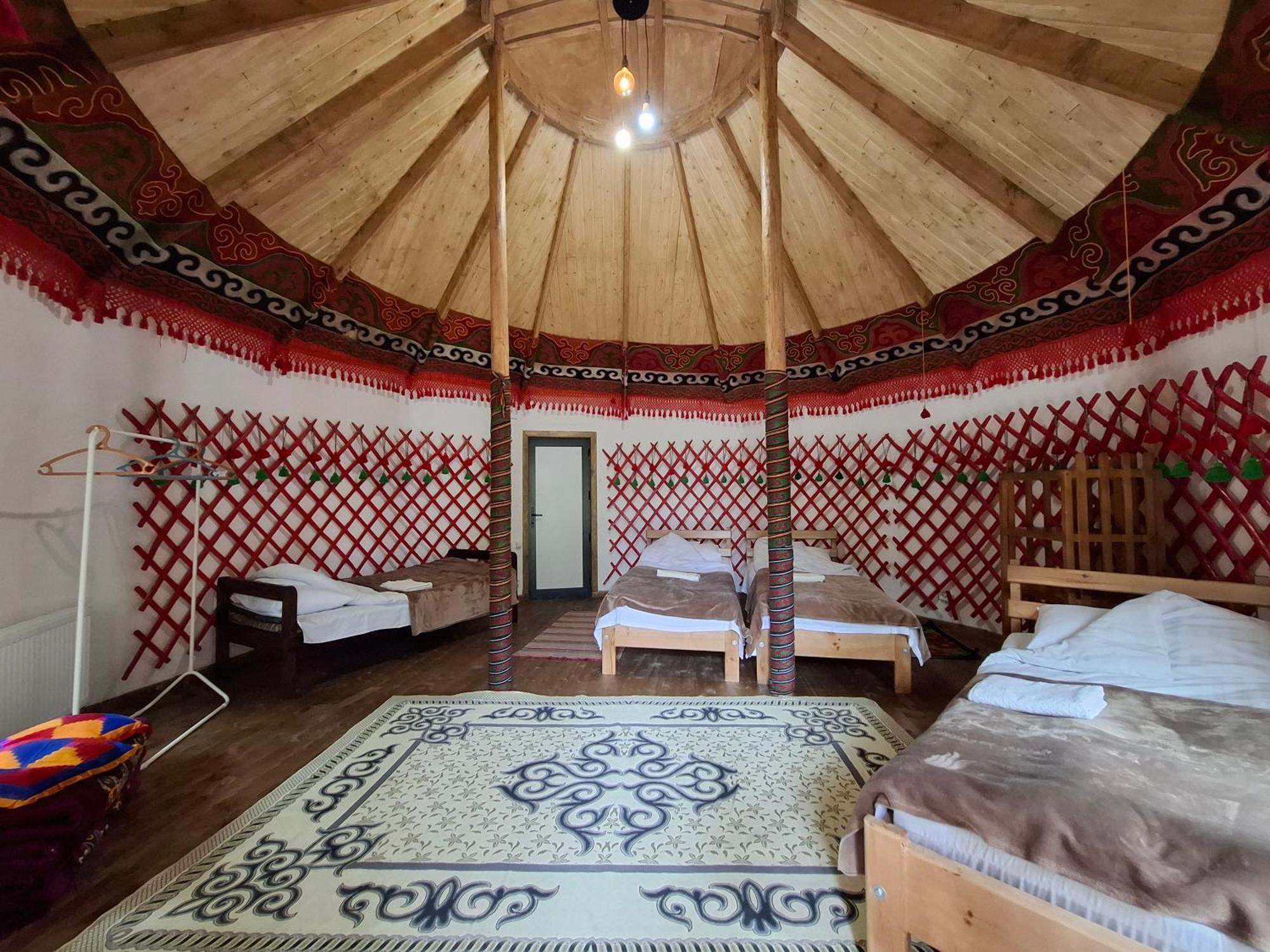 Happy Nomads Yurts & Hostel Karakol Bagian luar foto